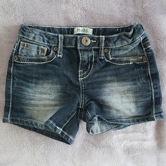 Lot of girls size 8 denim shorts - Picture 4 of 7
